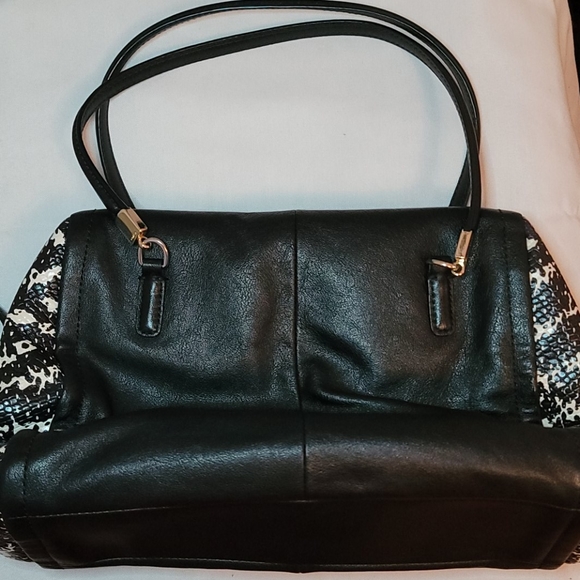 Coach purse - Picture 4 of 5